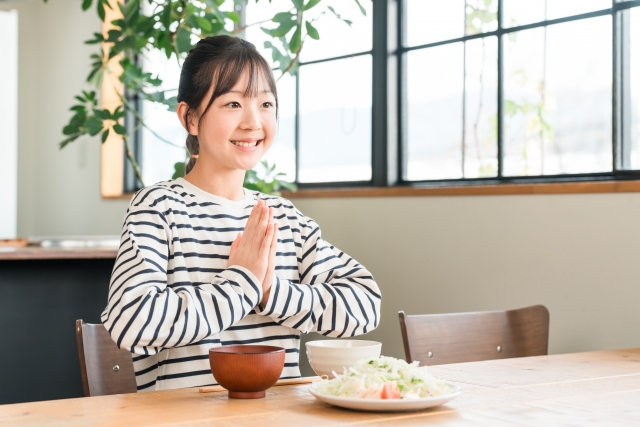 社食か弁当どっち？迷う人が損をしない選び方を整理